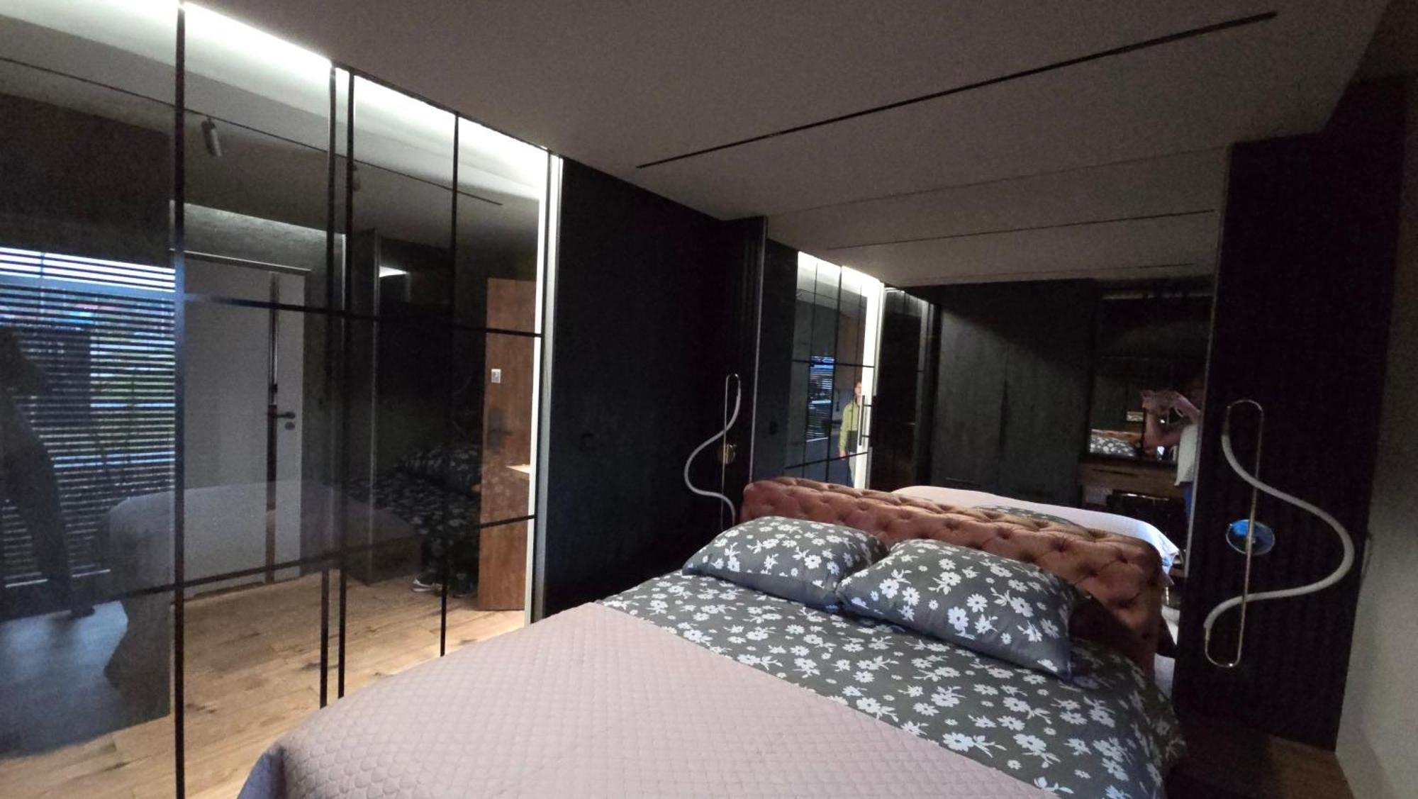 Apartament Dark Prestige New ! - Dostep 24H, Projektor , Garaz Podziemny , Klimatyzacja , Duzy Taras キェルツェ エクステリア 写真